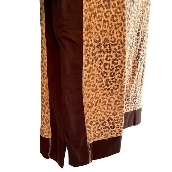 DG2 by Diane Gilman Animal Print Short Sleeve Soft Terry Knit Top Medium NEW - Picture 10 of 11